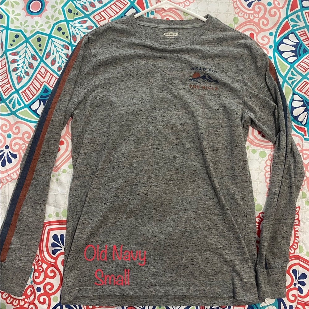 Old Navy Long Sleeve T-Shirt Men Small